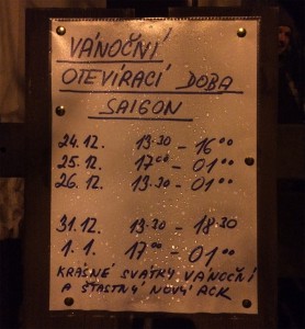 Svátky v Saigonu: hodiny @ restaurace Saigon | Libčice nad Vltavou | Středočeský kraj | Česká republika